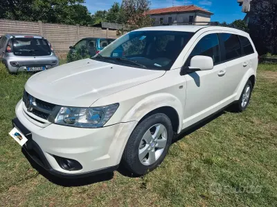 Usata Fiat Freemont 140 CV (102 kW) 2012 Bianco SUV