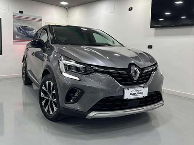 Usata Renault Captur Techno 91 CV (66 kW) 2022 Grigio SUV