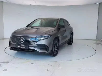 Usata Mercedes EQA250+ Advanced 94 kW (129 CV) 2024 Grigio montagna SUV