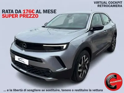 Usata Opel Mokka Elegance 102 CV (75 kW) 2024 Grigio chiaro SUV
