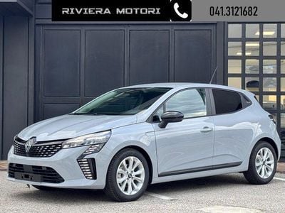 Nuova Renault Clio V Evolution 101 CV (74 kW) 2025 Grigio(met.) Berlina