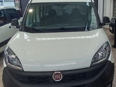 Usata Fiat Doblò S 95 CV (69 kW) 2021 Bianco Monovolume