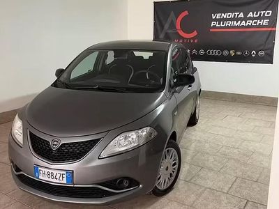 Usata Lancia Ypsilon S 95 CV (69 kW) 2017 Grigio Utilitaria