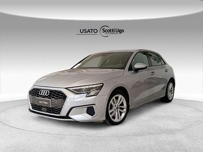 Usata Audi A3 Sportback e-tron Business 150 CV (110 kW) 2021 Argento Utilitaria
