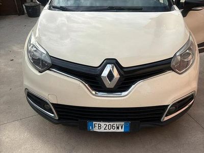 Usata Renault Captur 90 CV (66 kW) 2015 SUV