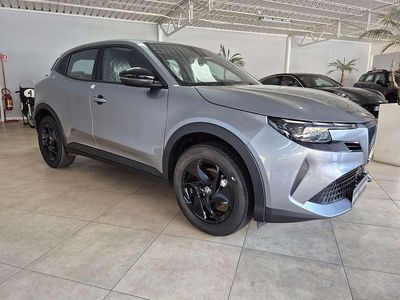 Nuova Alfa Romeo Junior 136 CV (100 kW) 2025 Argento SUV