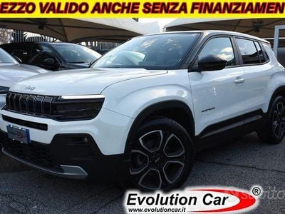 Usata Jeep Avenger Summit 101 CV (74 kW) 2024 Bianco pastello SUV