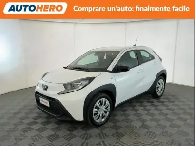 Usata Toyota Aygo X Active 72 CV (52 kW) 2024 Bianco SUV