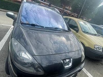 Usata Peugeot 1007 110 CV (80 kW) 2005 Nero Monovolume