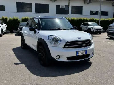 Usata Mini Cooper D Countryman 111 CV (81 kW) 2016 Bianco SUV