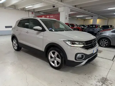 Usata VW T-Cross Advance 110 CV (80 kW) 2023 Beige SUV