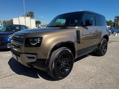 Occasion Land Rover Defender Dynamic 200 ch (147 kW) 2022 Other SUV