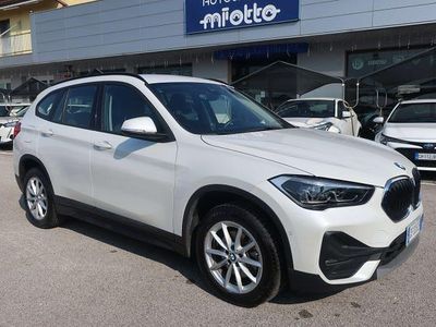 Usata BMW X1 Advantage 150 CV (110 kW) 2021 Mineral weiss met. SUV