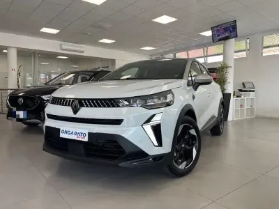 Nuova Renault Captur Techno 101 CV (74 kW) 2025 Bianco SUV