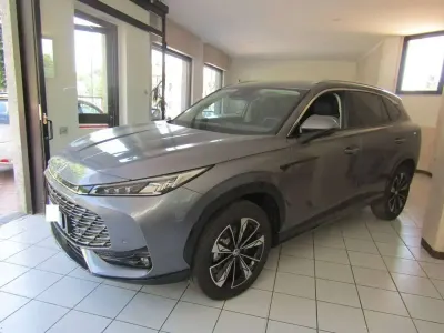 Nuova MG HS Luxury 224 CV (164 kW) 2026 Hampstead grey SUV
