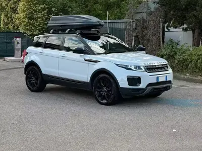 Usata Land Rover Range Rover evoque 150 CV (110 kW) 2019 Bianco SUV