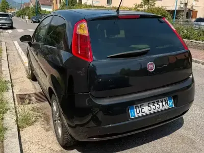 Usata Fiat Punto 65 CV (47 kW) 2006 Nero Utilitaria