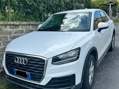 Usata Audi Q2 Business 116 CV (85 kW) 2018 Bianco SUV