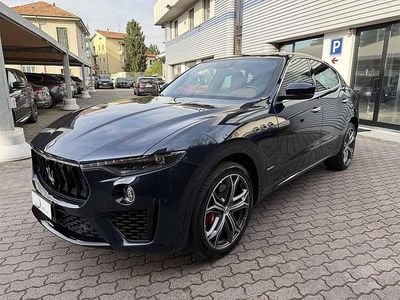Usata Maserati Levante 250 CV (183 kW) 2020 Blu / metallizzato SUV