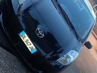 Usata Toyota Yaris 65 CV (47 kW) 2007 Nero Utilitaria