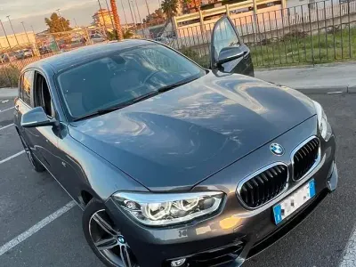 Usata BMW 118 Sport Line 150 CV (110 kW) 2017 Grigio Berlina