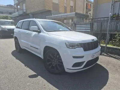 Usata Jeep Grand Cherokee Trailhawk 250 CV (183 kW) 2018 Bianco SUV