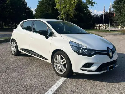 Usata Renault Clio IV Life 75 CV (55 kW) 2018 Bianco Berlina