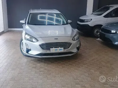 Usata Ford Focus Business Edition 120 CV (88 kW) 2020 Grigio Station wagon