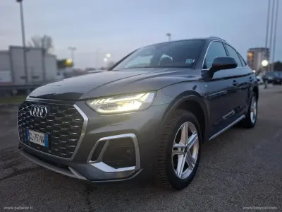 Begagnad Audi Q5 S-Line 204 HK (150 kW) 2022 Grå SUV
