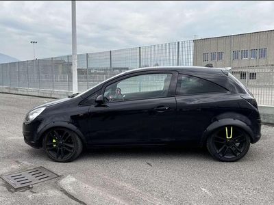 Usata Opel Corsa Sport 86 CV (63 kW) 2010 Utilitaria