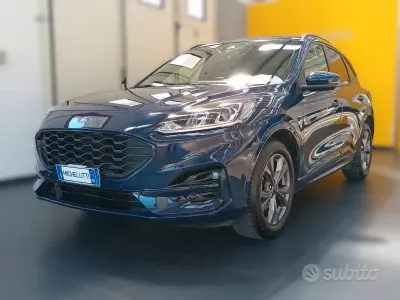 Usata Ford Kuga ST-Line 190 CV (139 kW) 2023 Bluazzurro SUV