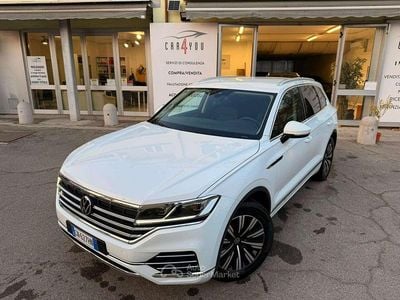 Usata VW Touareg Elegance 231 CV (169 kW) 2023 Bianco SUV