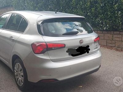 Usata Fiat Tipo 95 CV (69 kW) 2016 Grigio Berlina