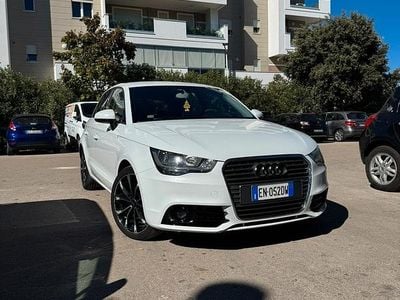 Usata Audi A1 Ambition 90 CV (66 kW) 2012 Bianco Utilitaria