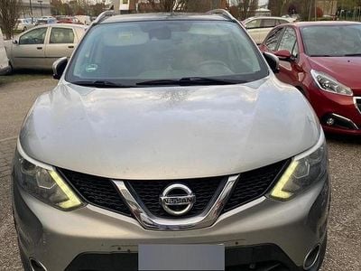 Usata Nissan Qashqai Tekna 110 CV (80 kW) 2014 Grigio SUV