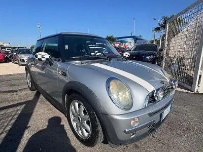Usata Mini One D 75 CV (55 kW) 2003 Grigio Utilitaria