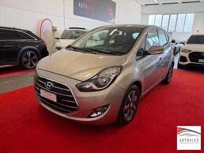 Usata Hyundai ix20 Xpossible 90 CV (66 kW) 2017 Grigio chiaro Utilitaria
