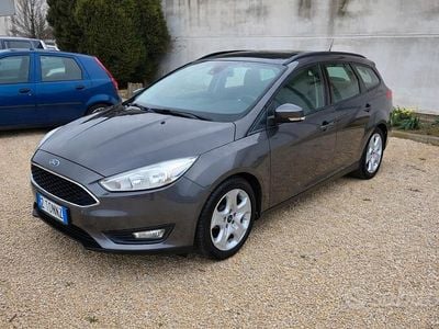 Usata Ford Focus Titanium S 120 CV (88 kW) 2016 Marrone Station wagon