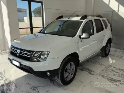 Usata Dacia Duster 109 CV (80 kW) 2017 Bianco SUV