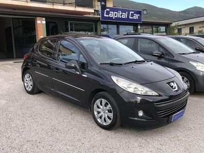 Usata Peugeot 207 Business-Line 68 CV (50 kW) 2010 Nero Berlina