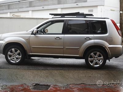 Usata Nissan X-Trail 136 CV (100 kW) 2006 Grigio SUV