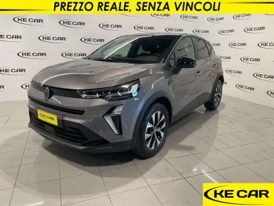 Nuova Renault Captur Evolution 122 CV (89 kW) 2026 Grigio SUV