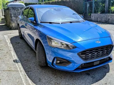 Usata Ford Focus ST-Line 150 CV (110 kW) 2019 Blu/azzurro Berlina