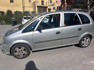 Usata Opel Meriva Enjoy 90 CV (66 kW) 2009 Grigio Monovolume