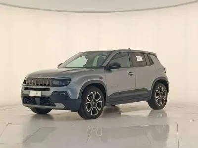 Usata Jeep Avenger Summit 101 CV (74 kW) 2025 Grey evoluzione SUV