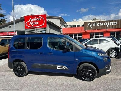 Nouvelle Citroën Berlingo Feel 131 ch (96 kW) 2026 Bleue Monospace