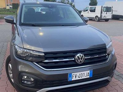 Usata VW T-Cross 95 CV (69 kW) 2019 Grigio SUV