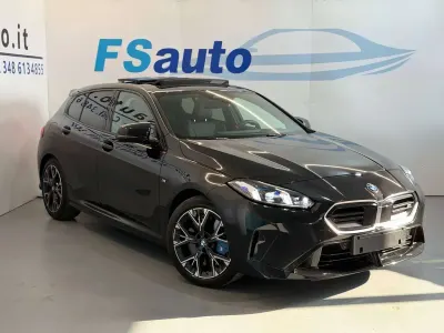 Usata BMW M135 M Sport 300 CV (220 kW) 2024 Blacksapphire metallic Utilitaria