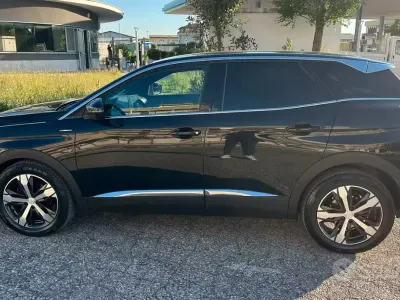 Usata Peugeot 3008 GT-line 131 CV (96 kW) 2018 Nero SUV