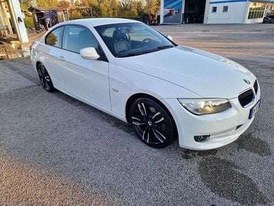 Usata BMW 320 184 CV (135 kW) 2012 Bianco Coupé